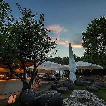 Tollboden & Restaurant Отель Крагерё