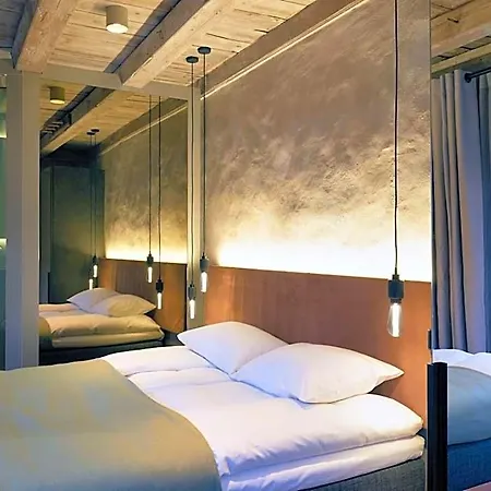 Tollboden & Restaurant فندق Kragerø